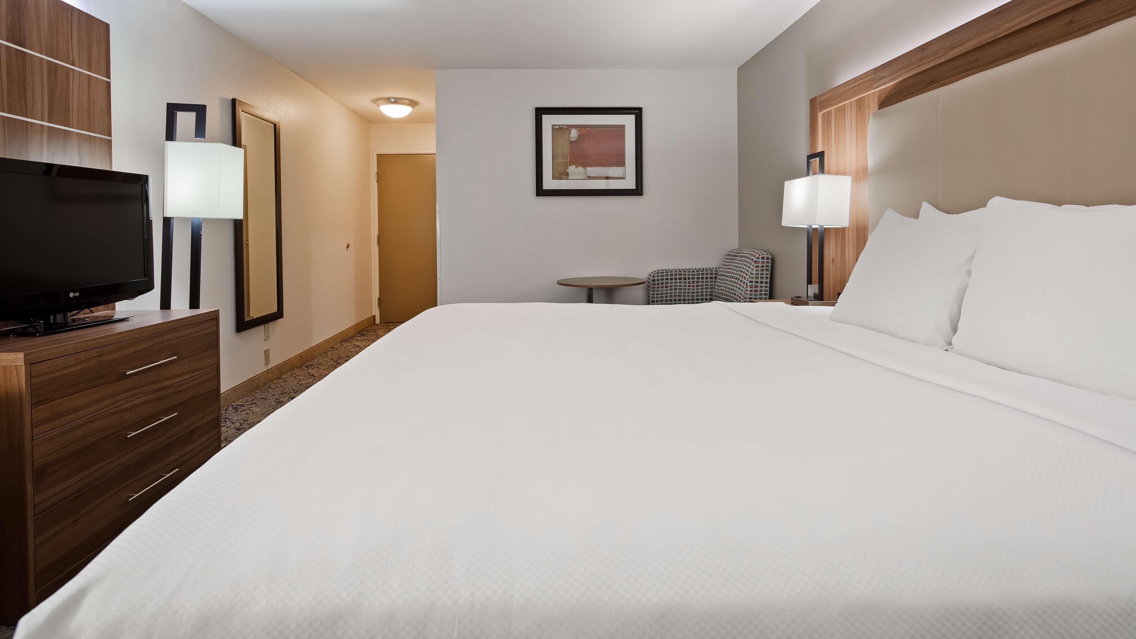 Best Western Plus Kansas City Airport - Kci East Bagian luar foto