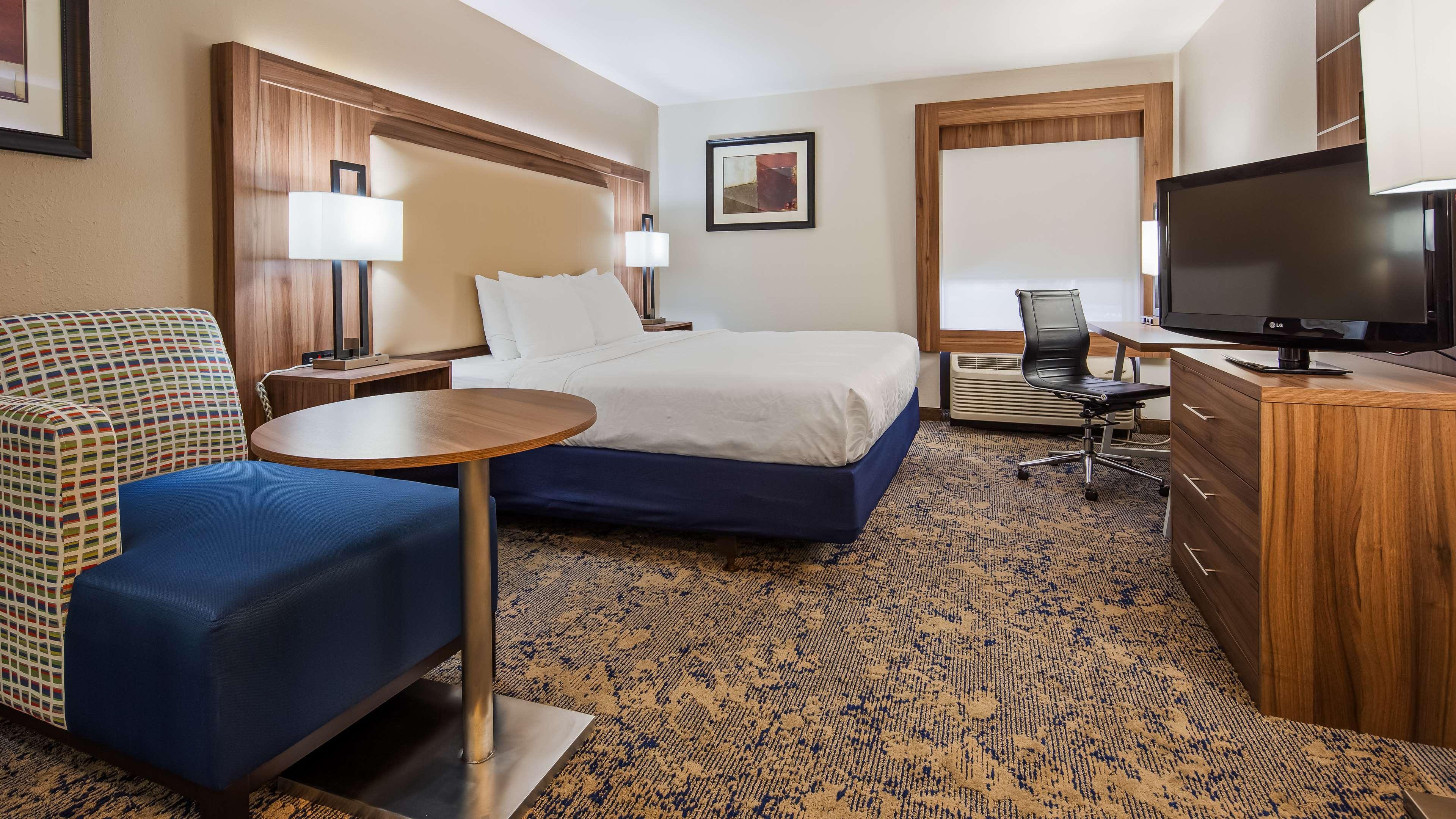 Best Western Plus Kansas City Airport - Kci East Bagian luar foto