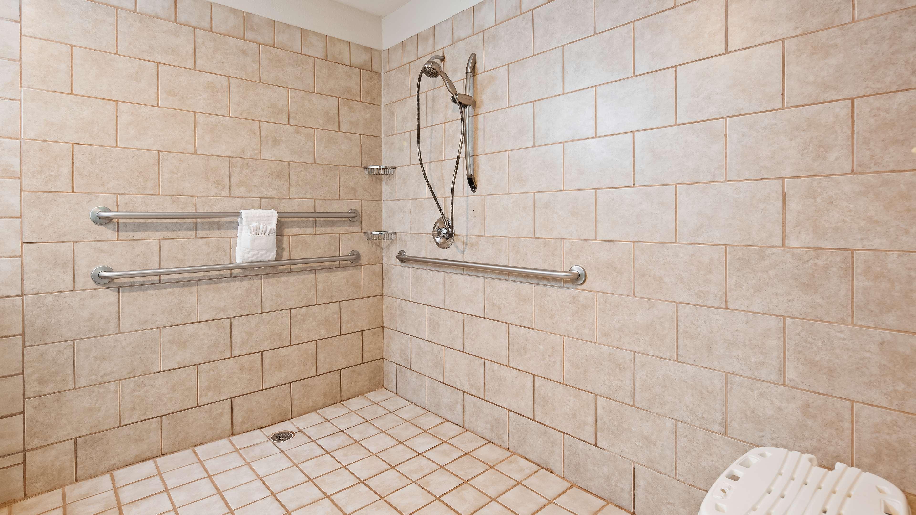 Best Western Plus Kansas City Airport - Kci East Bagian luar foto