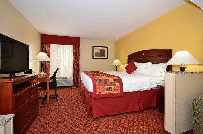 Best Western Plus Kansas City Airport - Kci East Bagian luar foto